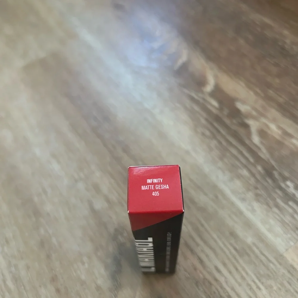NEW! IL MAKIAGE Infinity Lip Cream in Matte Gesha 405
